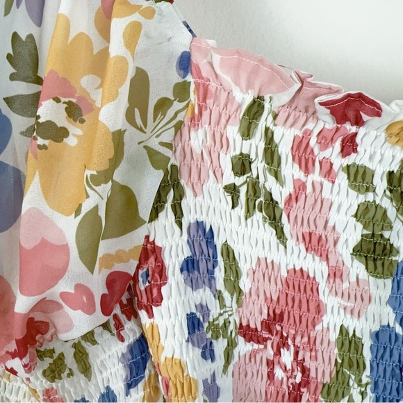 En Saison NWT Constantia Smocked Crop Top in Multi Size Small - Picture 8 of 10